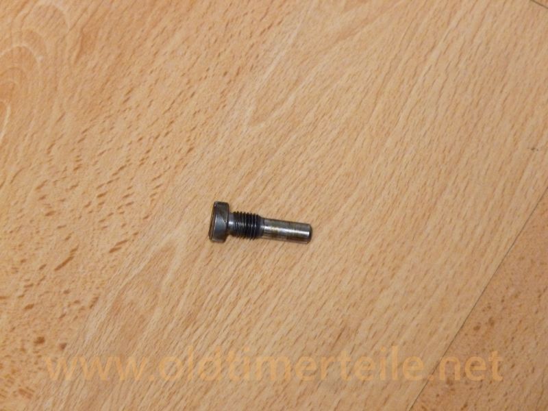 Pivat screw on shift