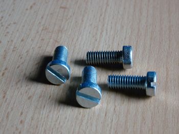 Tornillo de culata