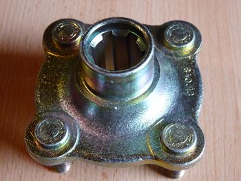 Wheel hub