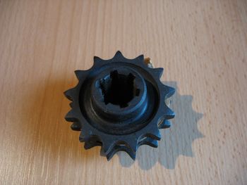 Sprocket wheel