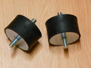 Elastic bearing