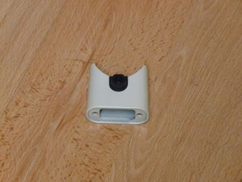Fastening bracket