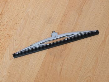 Windshield wipe blade