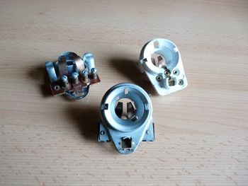Lamp socket