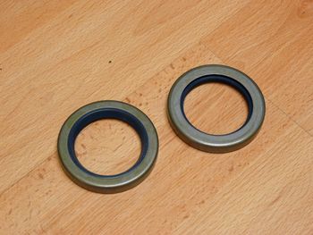 Shaft sealing ring