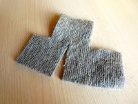 Felt plates – image 2