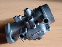 Carburetor housing – image 3