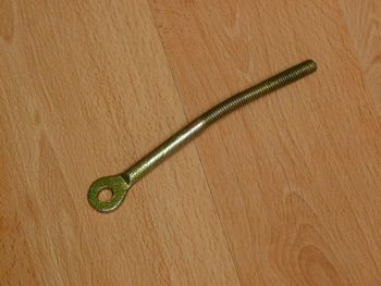 Tornillo de ojo