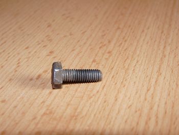 Tornillo hexagonal