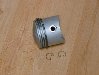 Piston