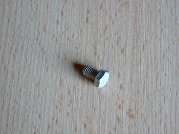 Tornillo hexagonal