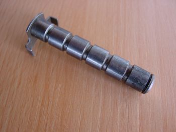 Lagerbolzen