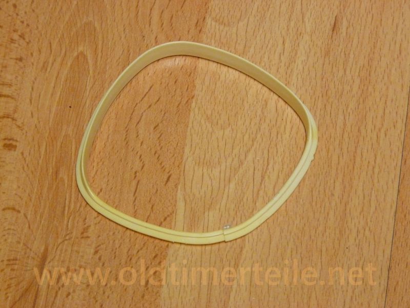 Retainer