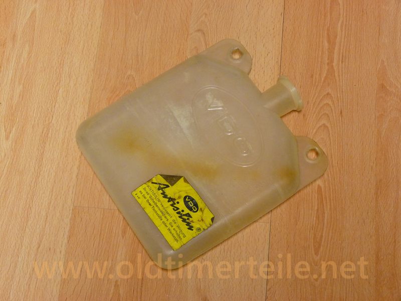 Water container