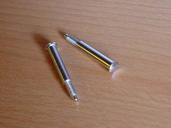 Fastening screw