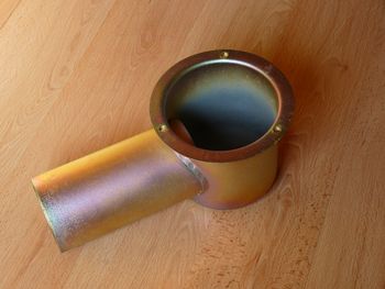 Connecting pipe