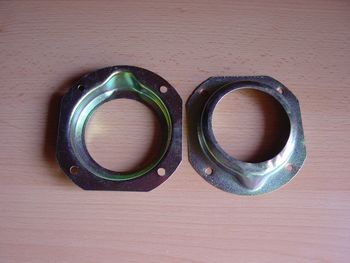 Retainer plate